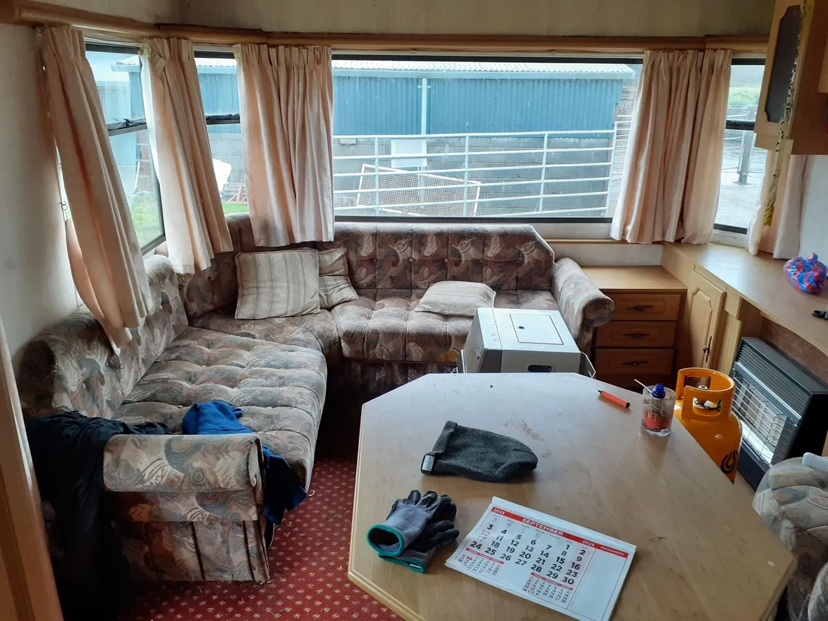 Mobile Home - Image 3
