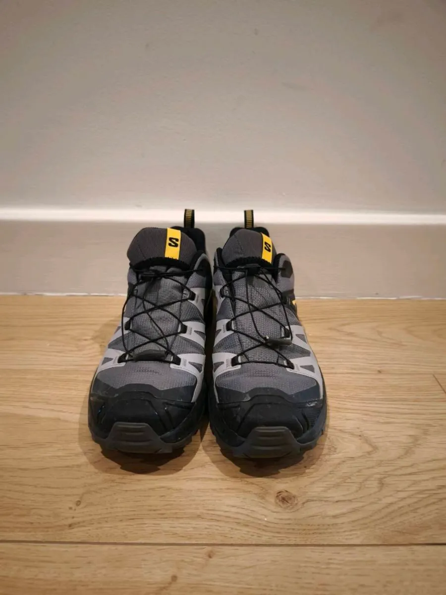Salomon hiking shoes - Image 1