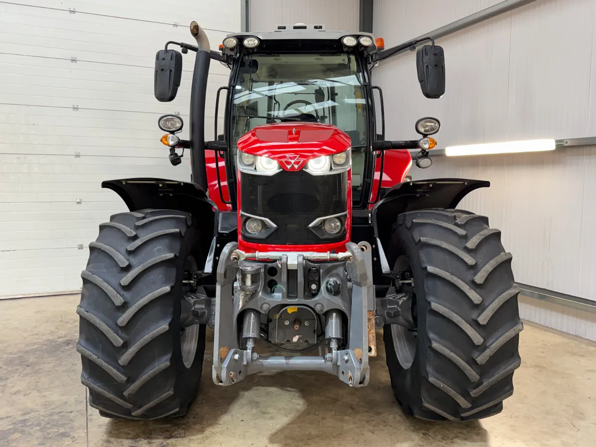 Massey Ferguson 7718S Dyna VT **Only 1700 hours!!* - Image 3