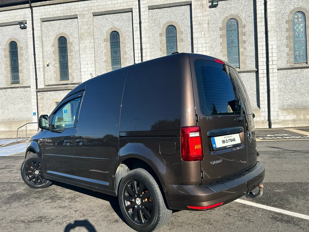 Volkswagen - Image 4