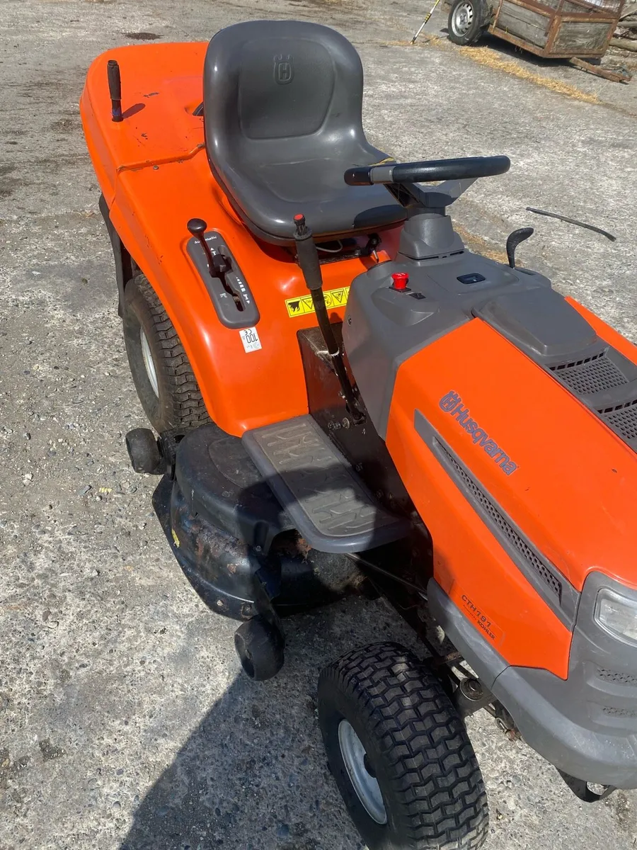 Husqvarna cth 191 Lawnmower - Image 1