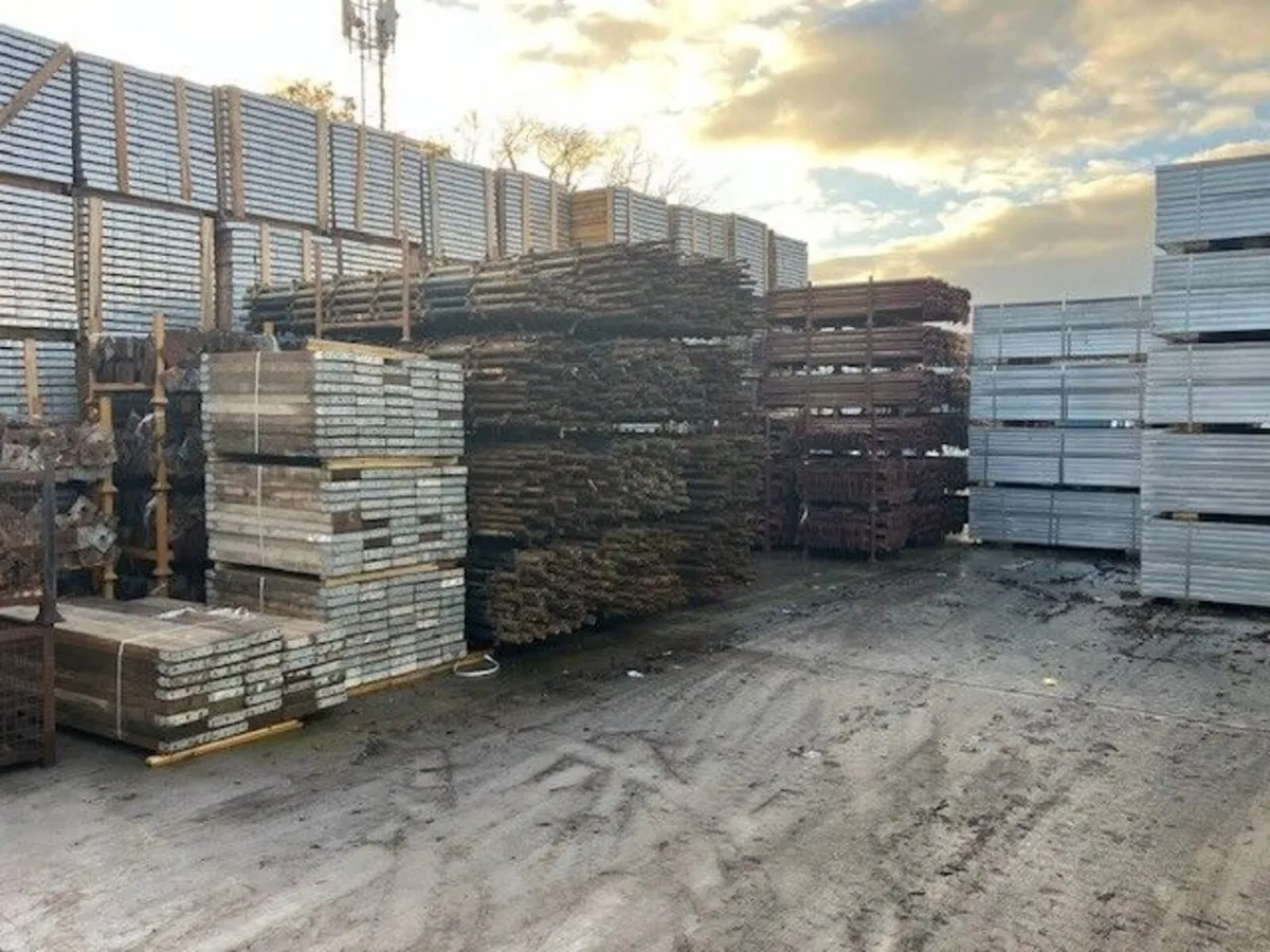 Kwikstage Scaffolding Used - Image 4