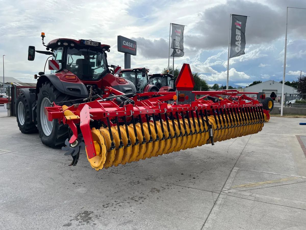 Vaderstad Cultus 425HD EX DEMO - Image 3