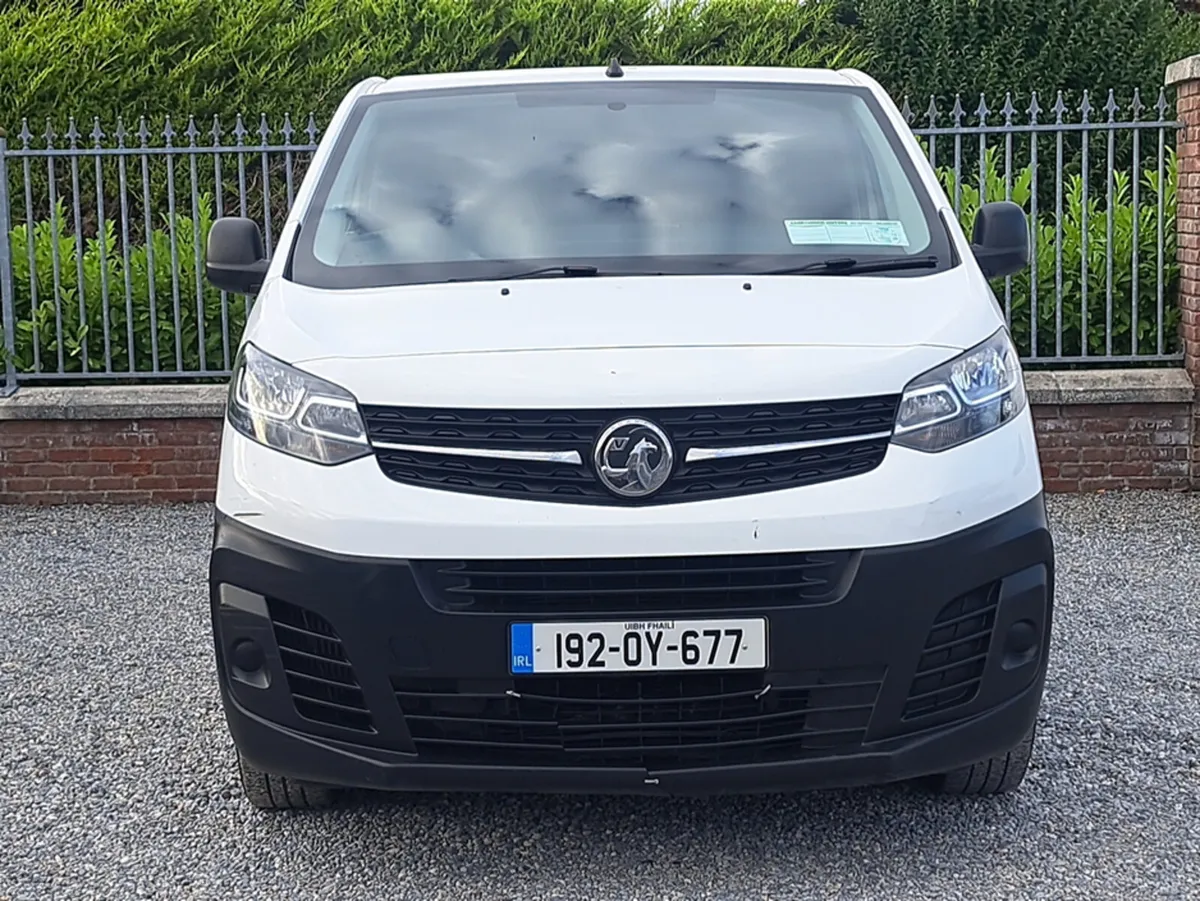 Vauxhall Vivaro 2.0 Diesel Edition 3100 Long wheel - Image 2