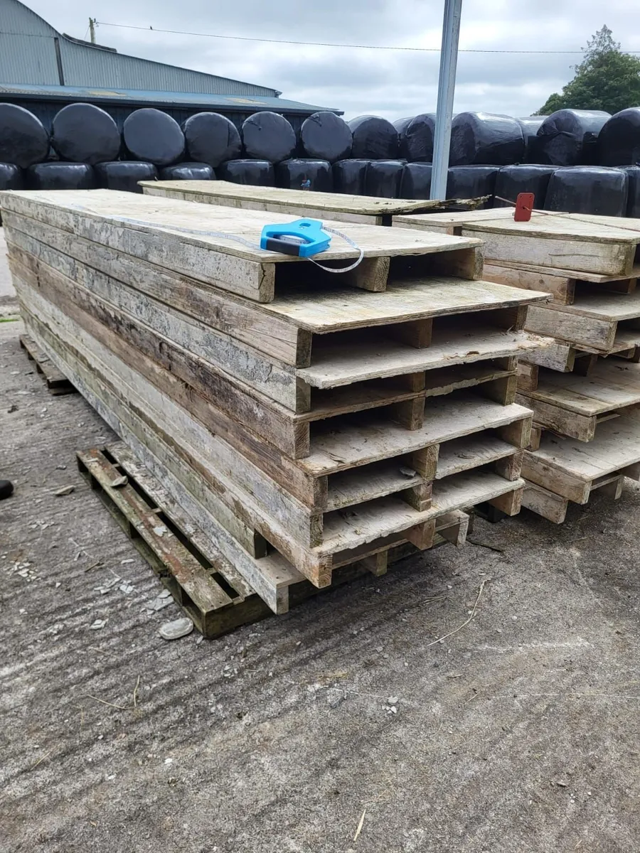 Shuttering - Image 1