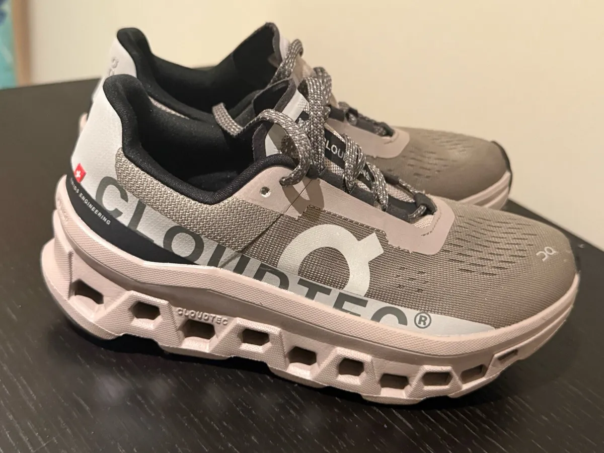 On running shoes - Image 2