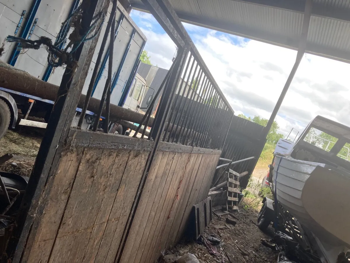 Stable Doors - Image 2