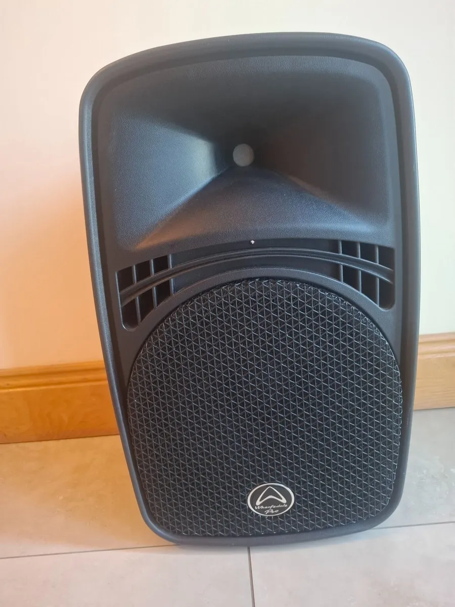 Wharfedle Pro EZ-12A portable amp - Image 4