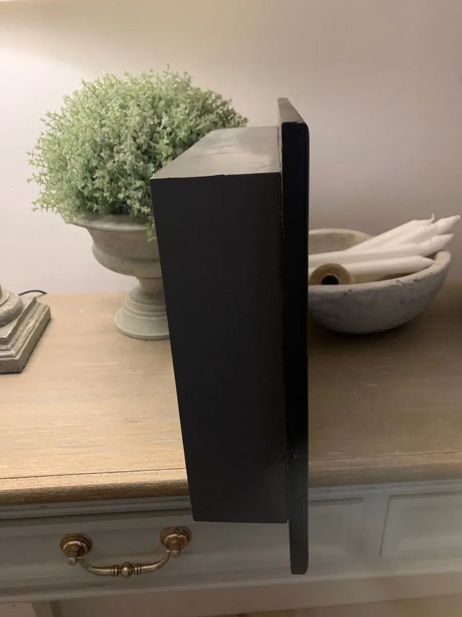 Wall decor - Image 3