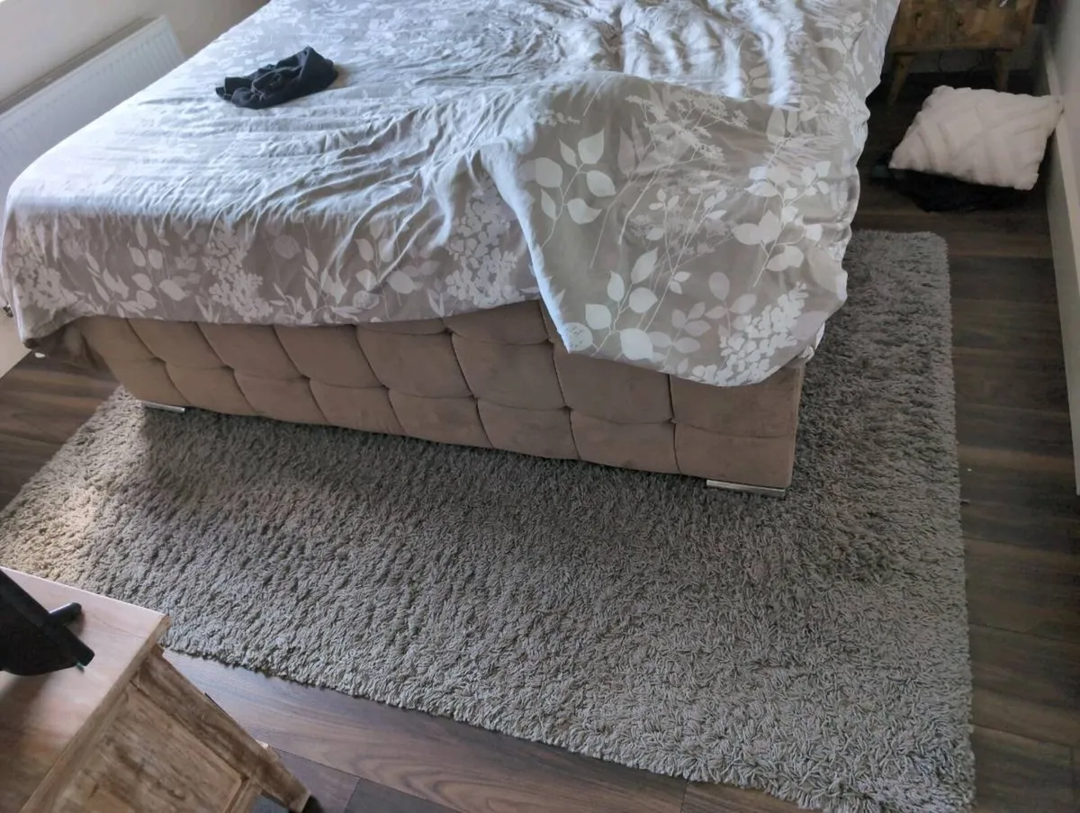 Shaggy Grey Wool Rug - Great for Bedroom