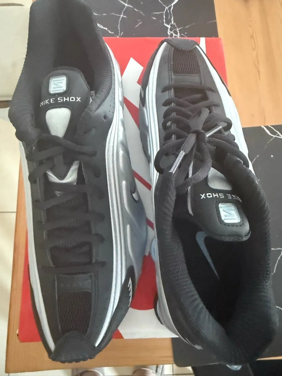 Men’s Nike Shox R4 brand new UK 9 - Image 2