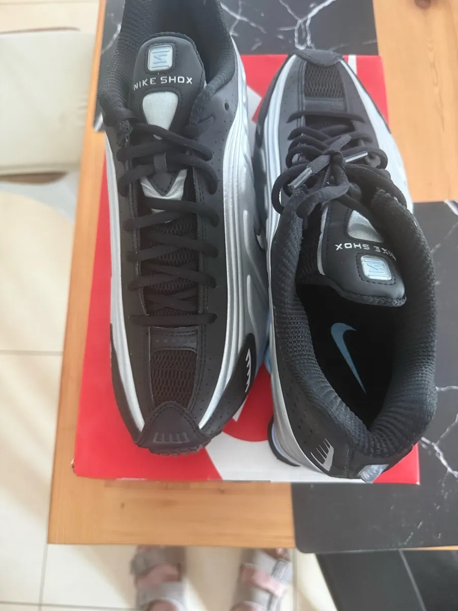 Men’s Nike Shox R4 brand new UK 9 - Image 4