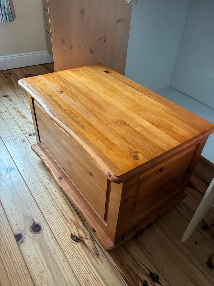 Solid wood Linen Box - Image 4