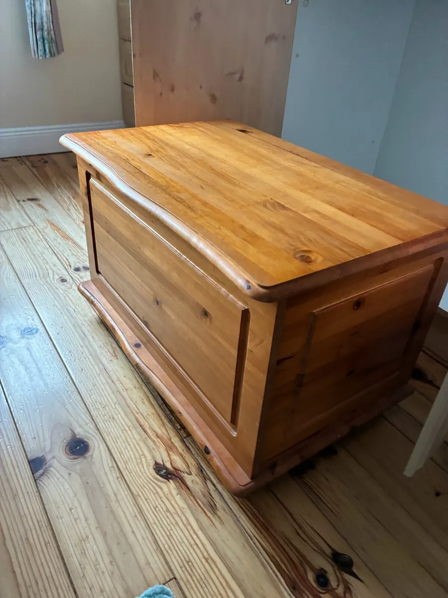 Solid wood Linen Box - Image 2