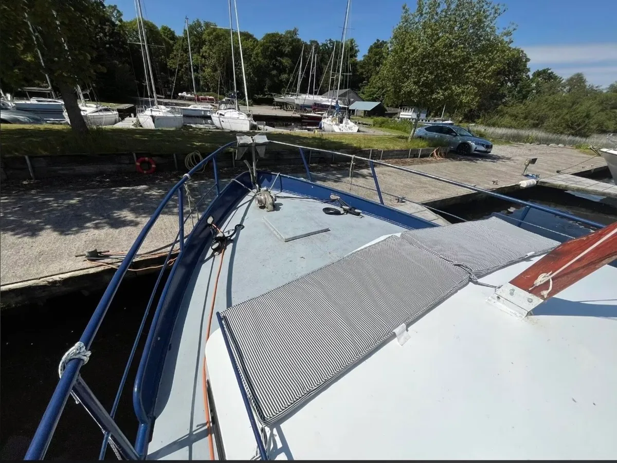 35Ft Steel Dutch Cruiser - Image 3