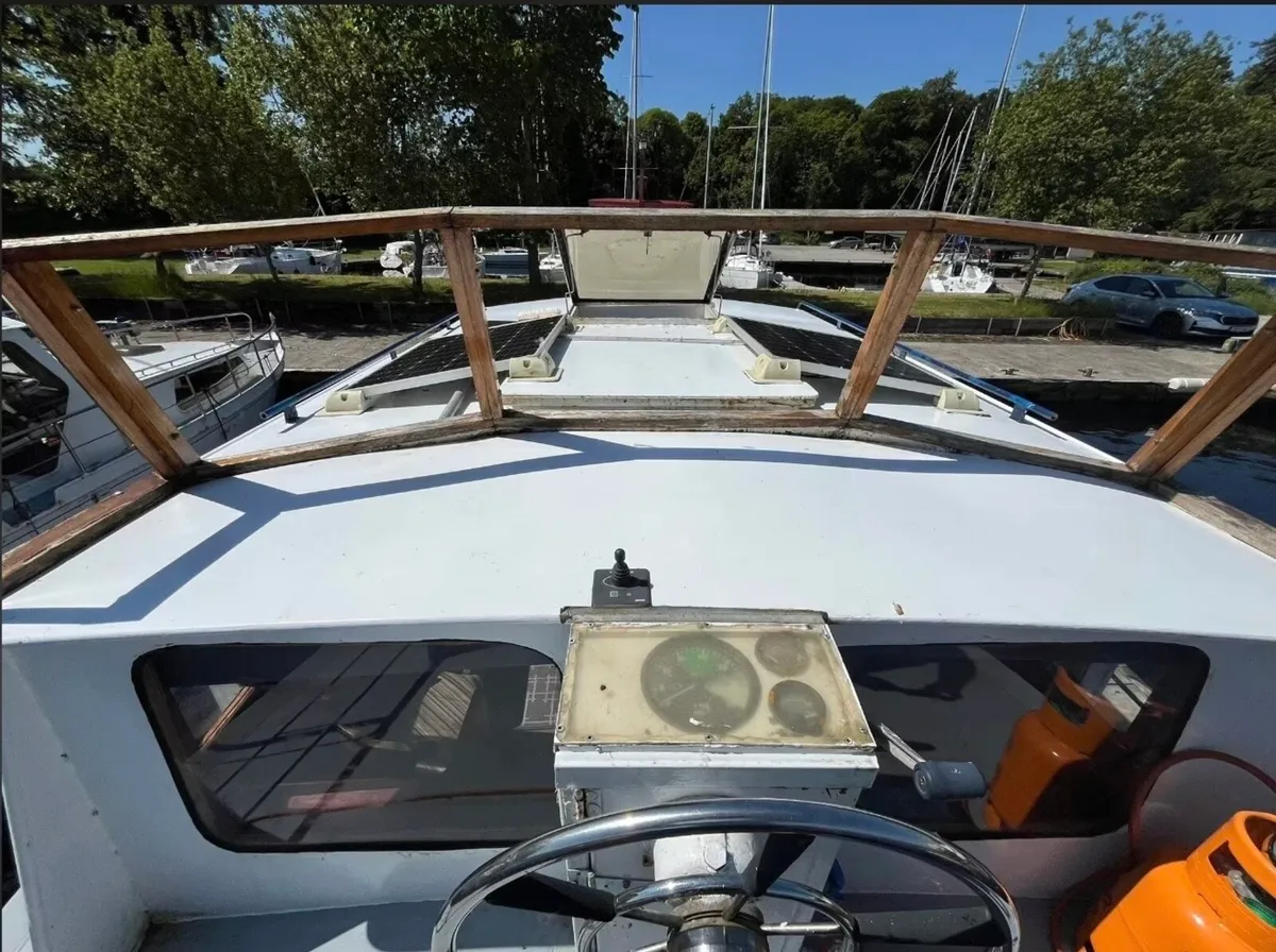 35Ft Steel Dutch Cruiser - Image 4