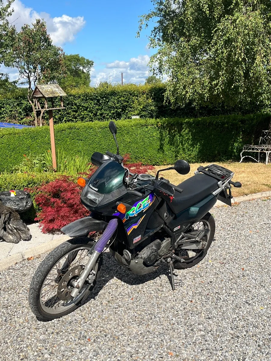 Kawasaki KLE400 - Image 2