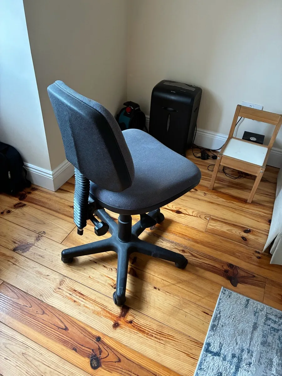 Office Chair - Image 2