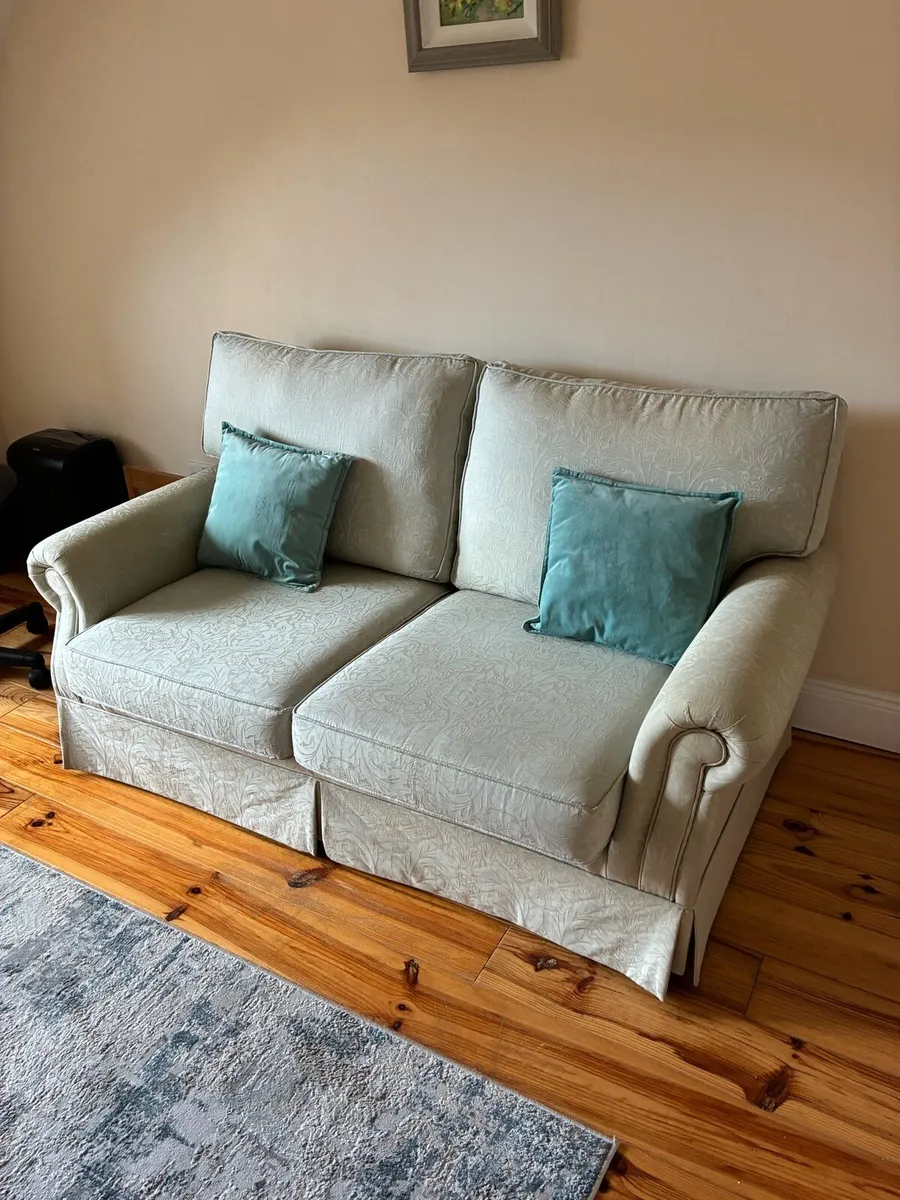 2- seater Couch - Image 2