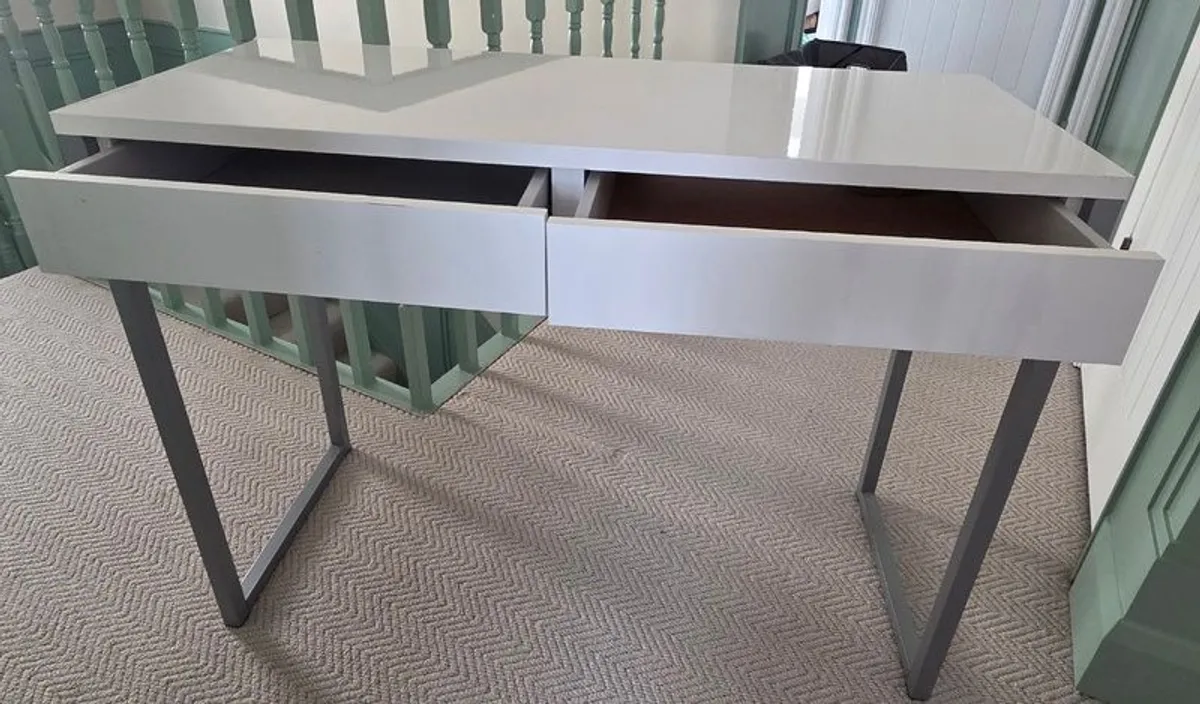 Slimline white gloss study/laptop desk - Image 1