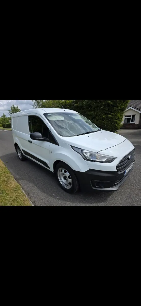 Ford Transit Connect 2023 - Image 2