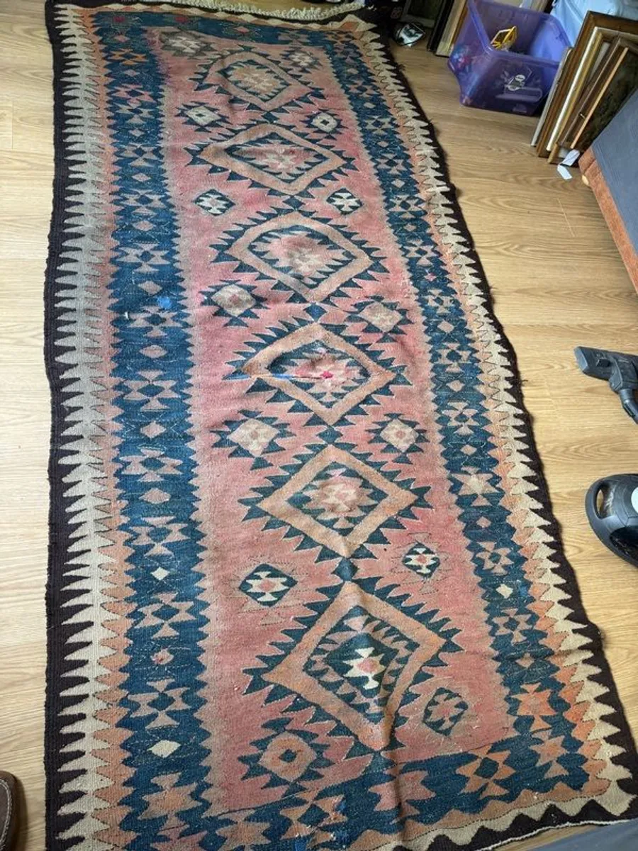 Large Antique/Vintage Hand-Woven Anatolian Kilim Runner (270cm x 133cm) - Image 1