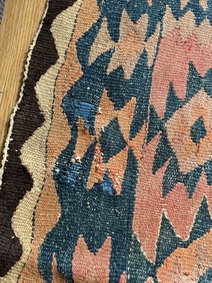 Large Antique/Vintage Hand-Woven Anatolian Kilim Runner (270cm x 133cm) - Image 3