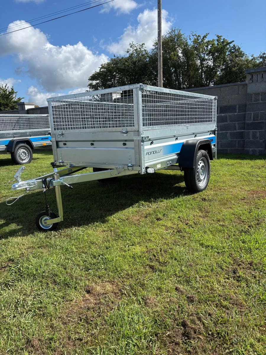 6.7 foot by 4 foot trailer - Image 1
