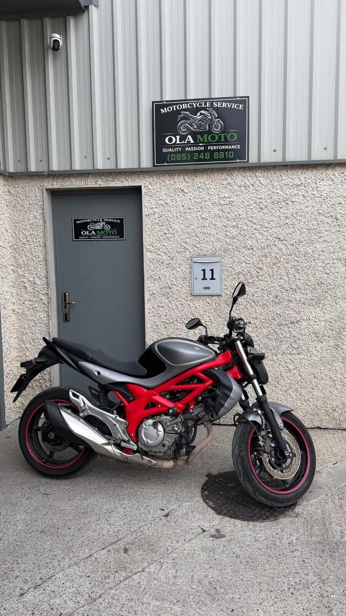 Suzuki SV 2015 - Image 1