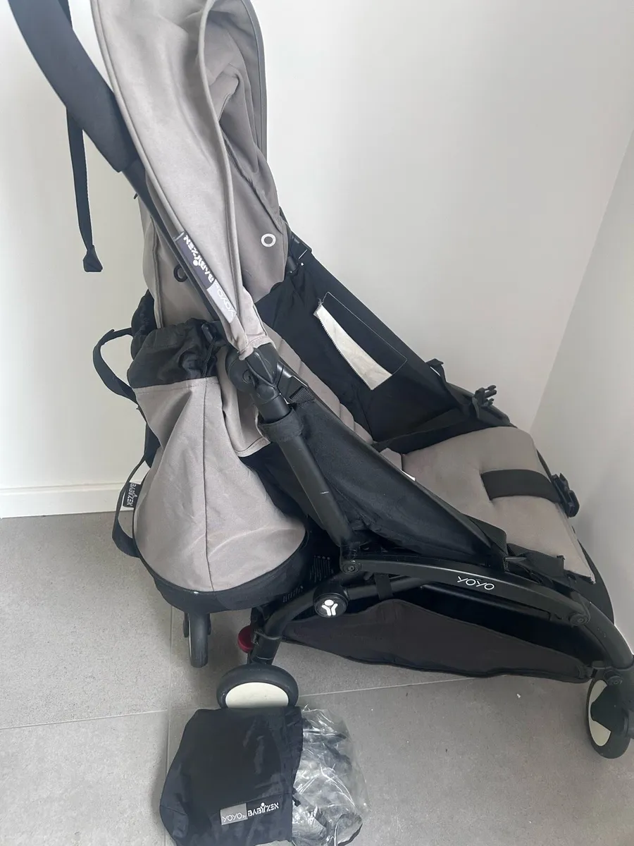 Babyzen yoyo travel/detachable bag/ rain cover - Image 1