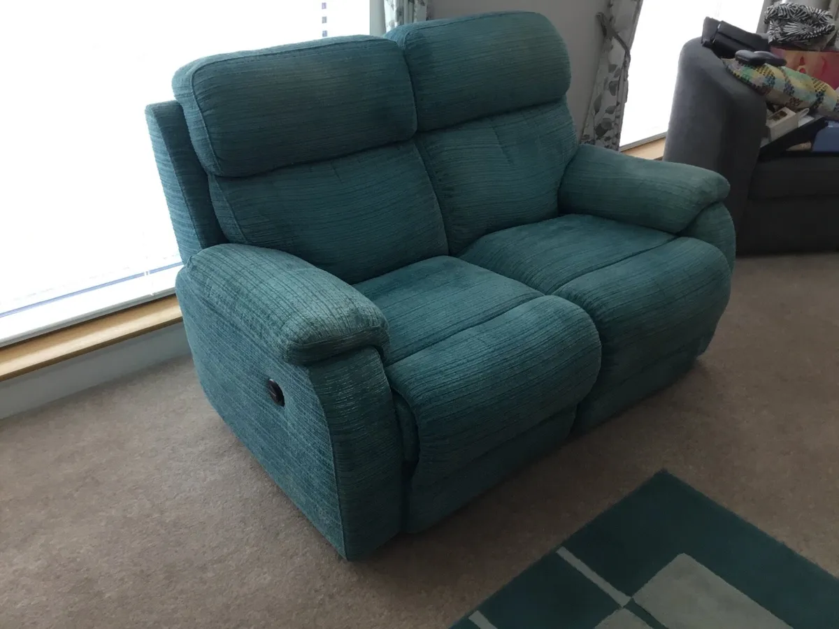 2 seater couch - Image 3