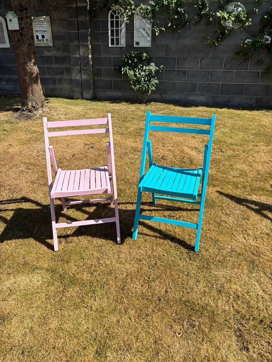 2 Folding Chairs - Image 4