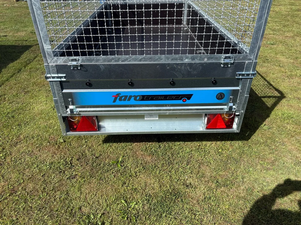 8.7 by 4 double axle trailer - Image 4