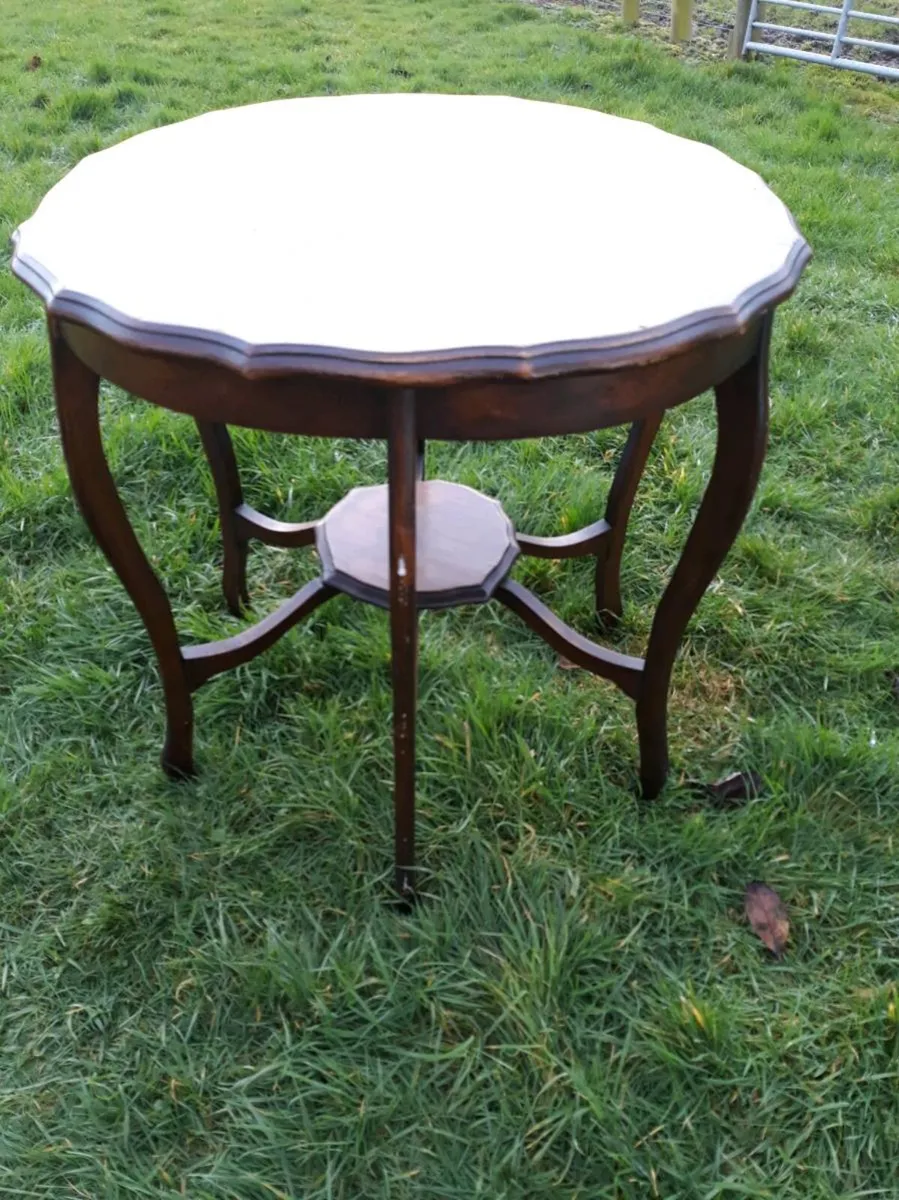 Ocassional Table - Image 2