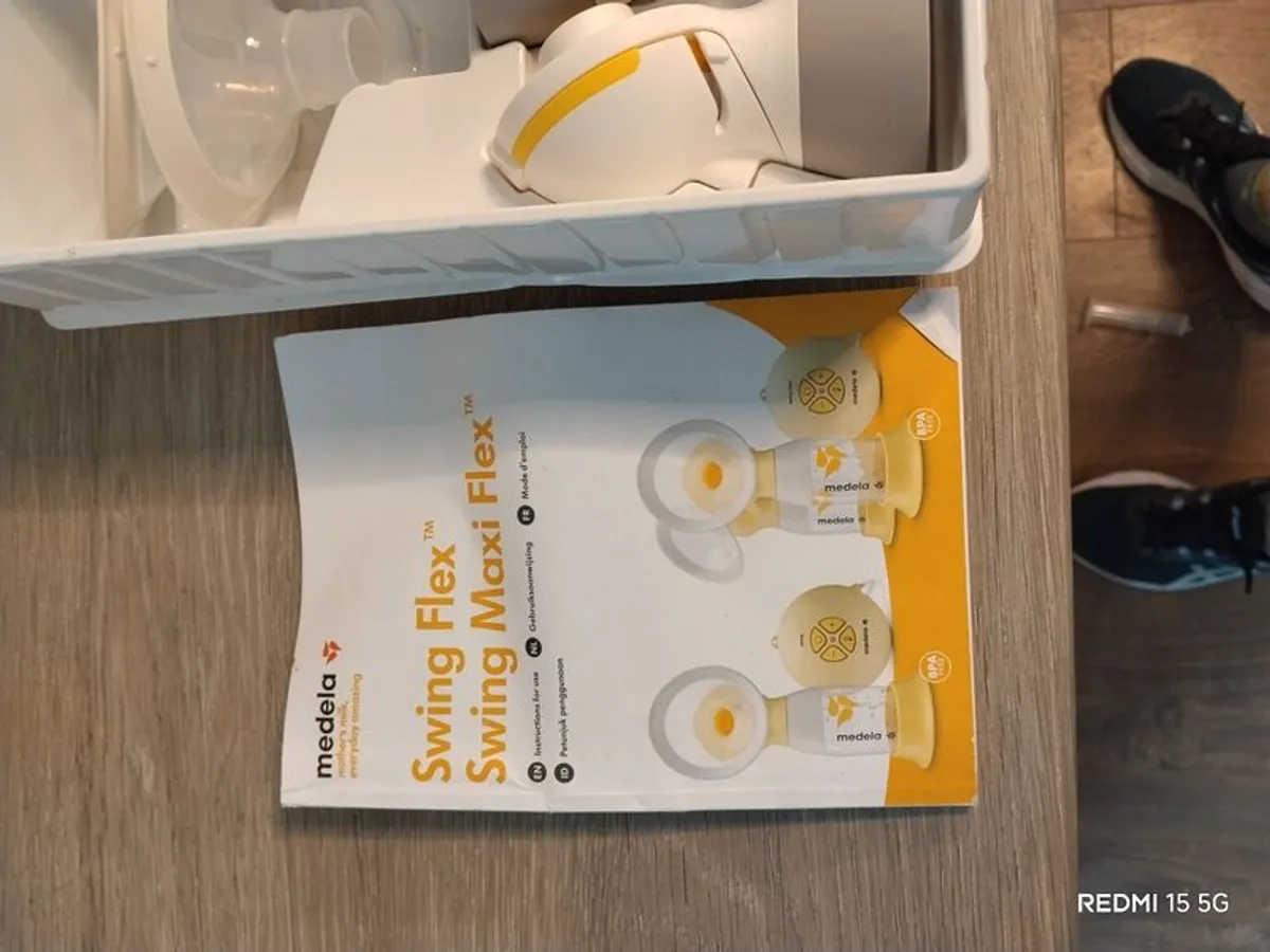 Medela Swing Breat Pump - Image 2