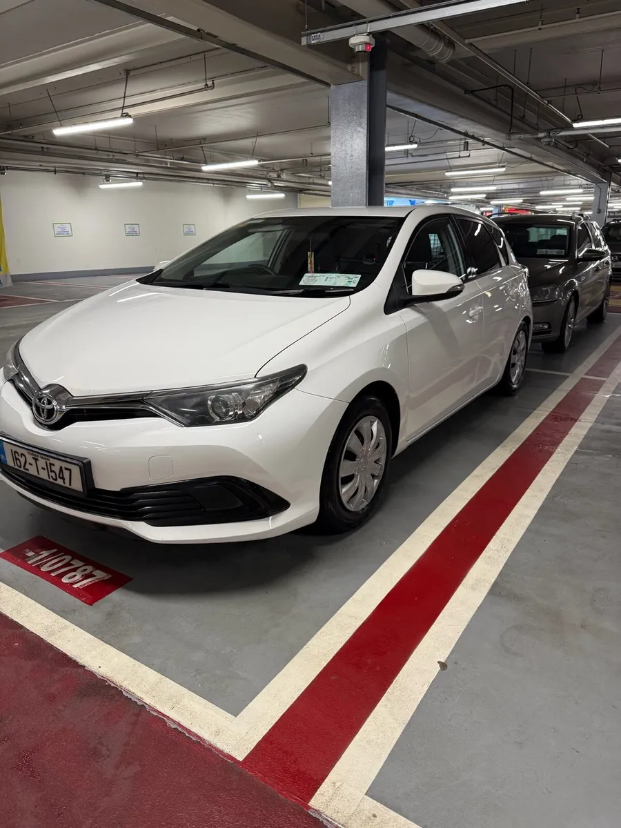 Toyota Aurus - Image 4