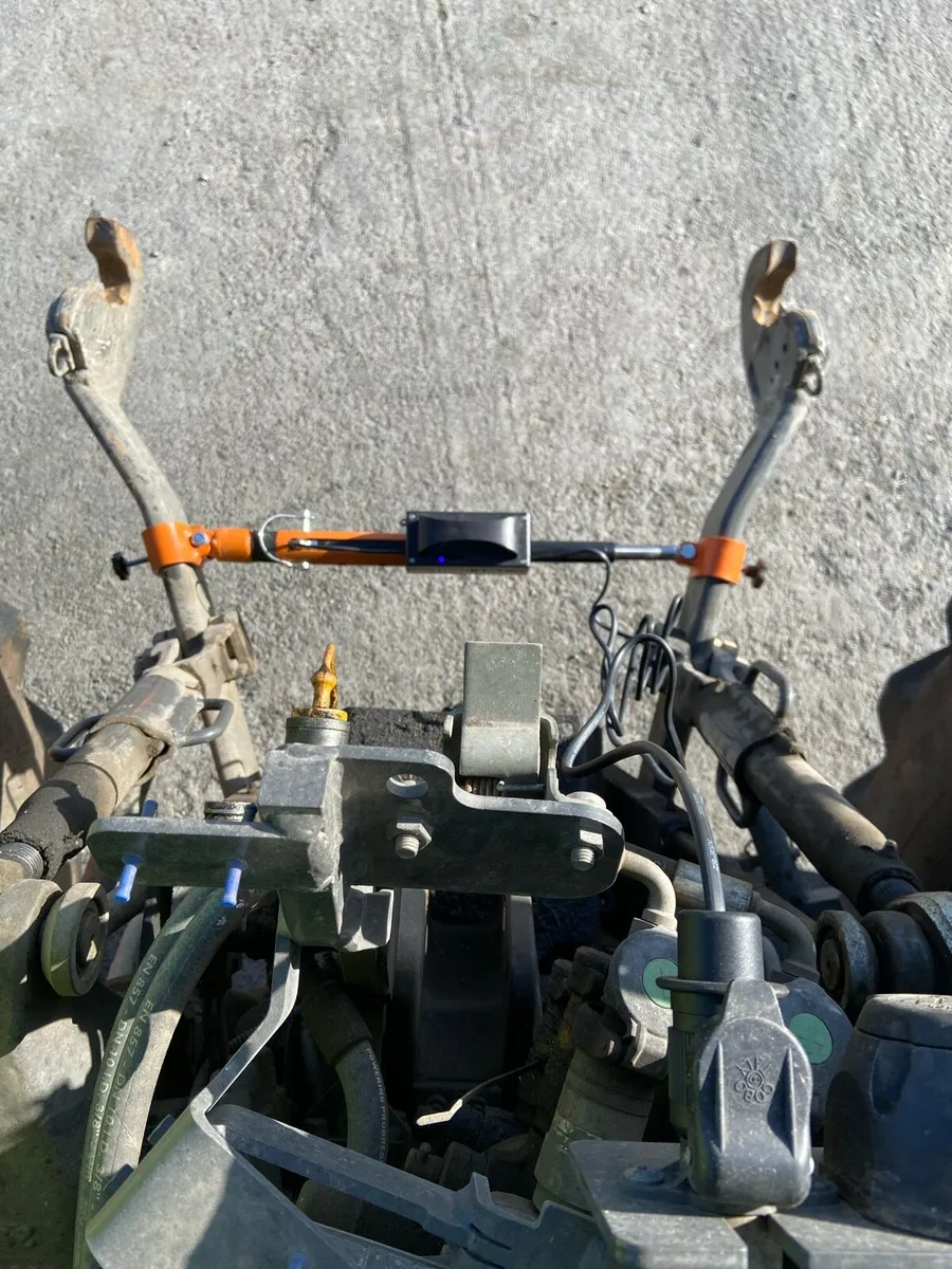 Third arm - Image 4