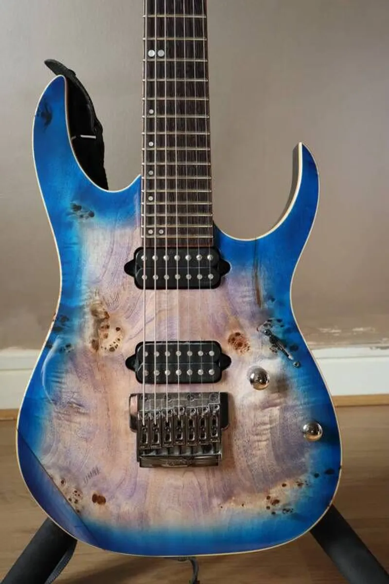 guitar - Image 2