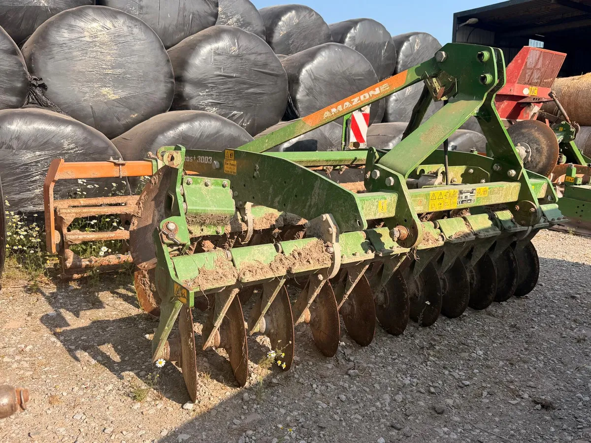 Amazone Catros 3003 - Image 1