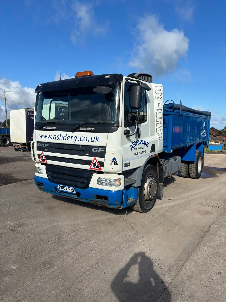 Daf 4x2 tipper - Image 2