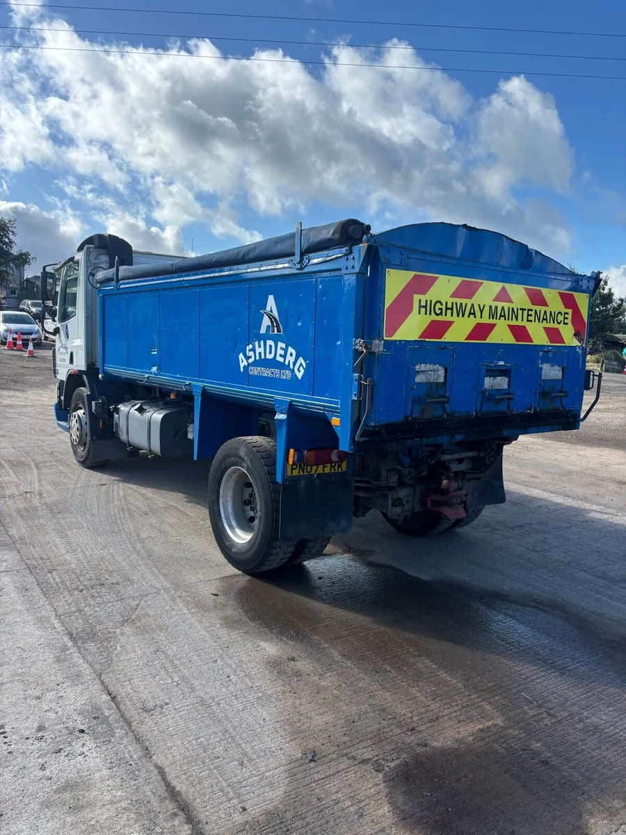 Daf 4x2 tipper - Image 3