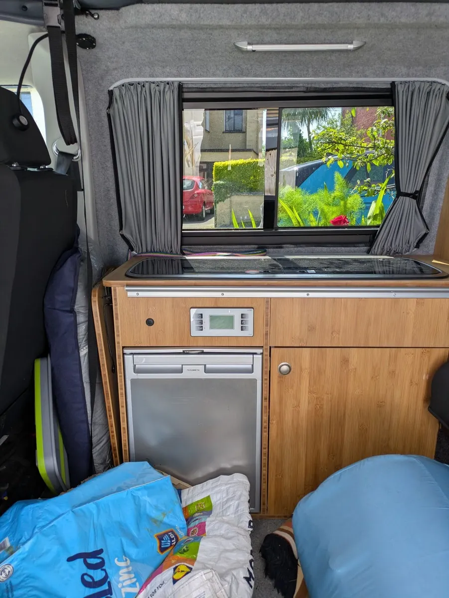 camper van - Image 4