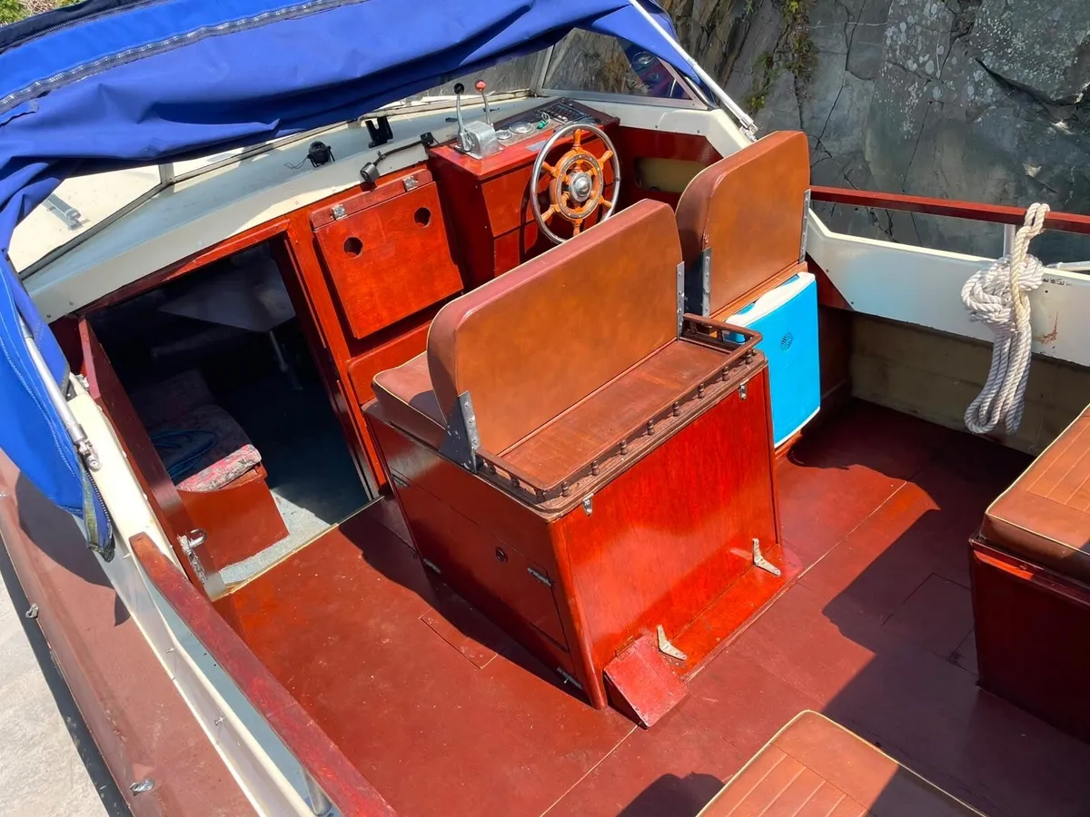 Sollux 8.5 Boat for sale - Image 3