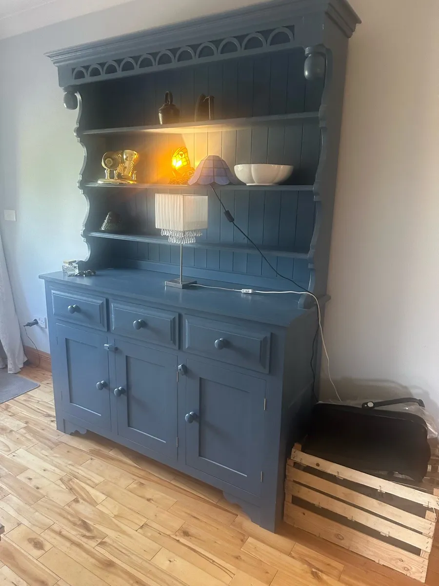 Hand made Dresser - Image 2