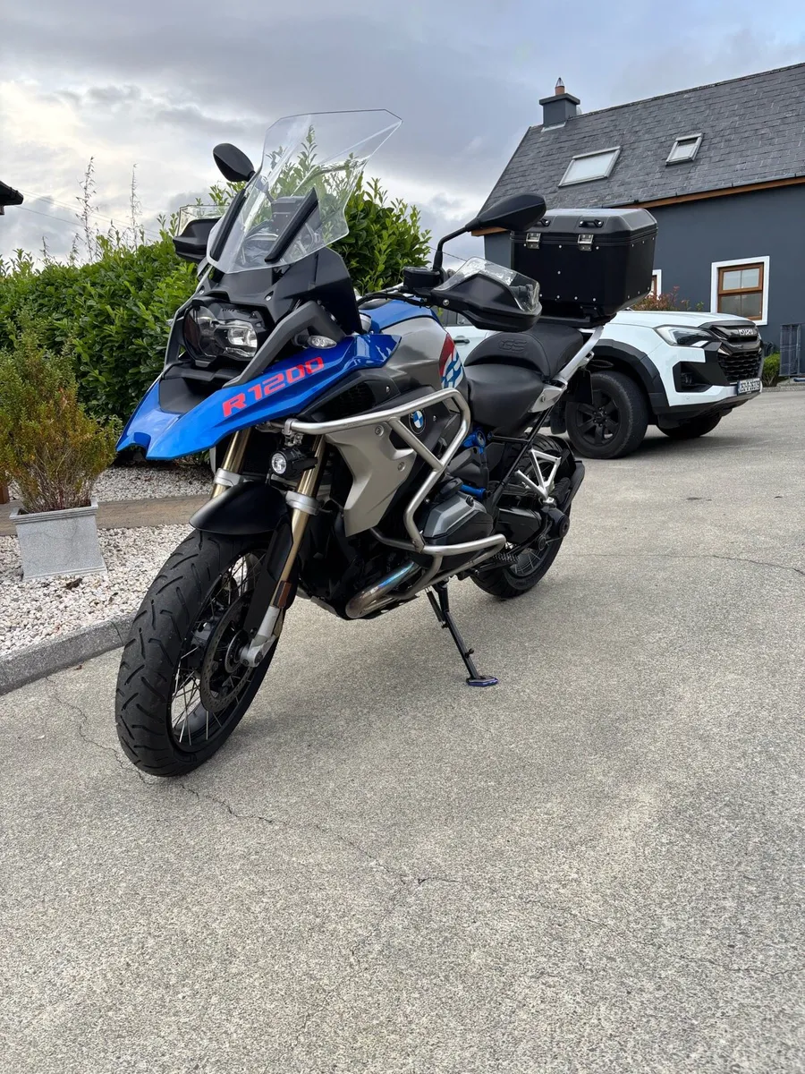 Motorcycle Bmw GS 1200 Rally - Image 2