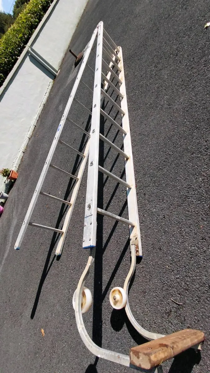 Roofing ladder - Image 3