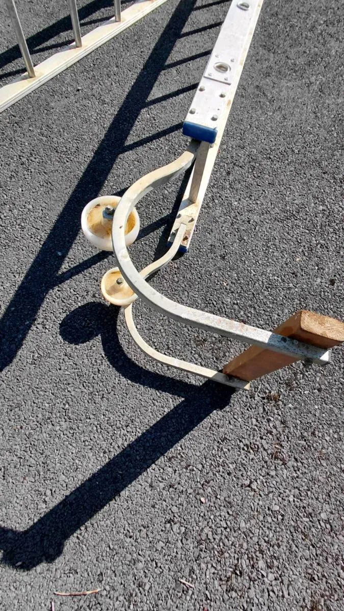 Roofing ladder - Image 2