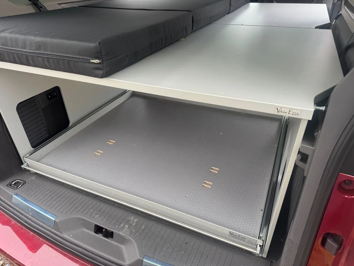 VanEssa Modular Bed & Mattress  VW Multivan T7 - Image 3