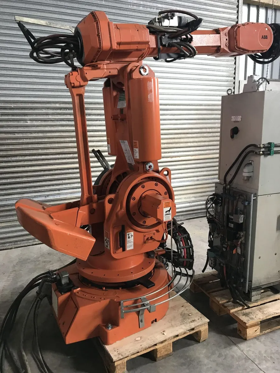 ABB IRB 6400 Robot - Image 1