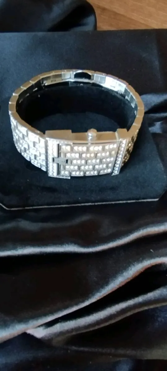 Dolce & Gabbana diamonte bracelet watch - Image 4